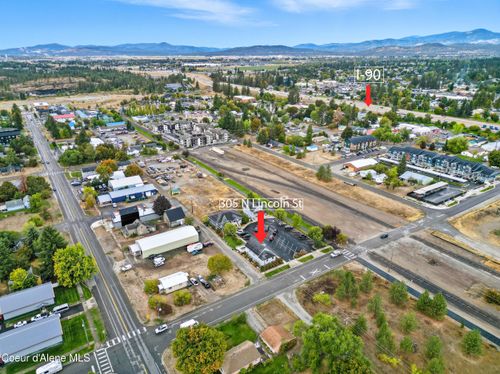 305 N Lincoln St, Post Falls, ID, 83854-6412 | Card Image