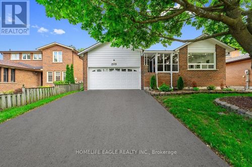293 Plymouth Trail, Newmarket, ON, L3Y6G6 | Card Image