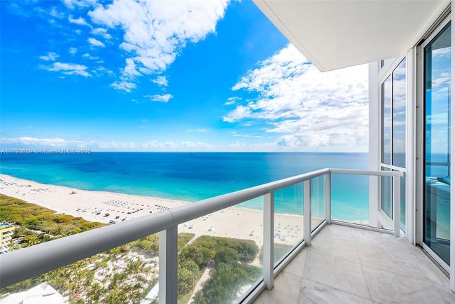 APT-2801 - 50 S Pointe Dr, Condo with 3 bedrooms, 4 bathrooms and null parking in Miami Beach FL | Image 23