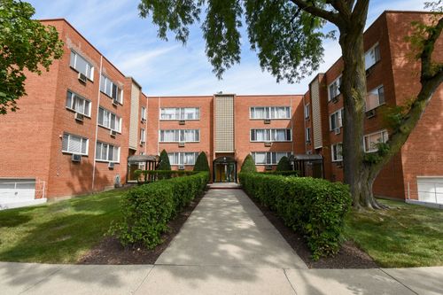 apt-3s-4636 Washington St, Skokie, IL, 60076-2552 | Card Image