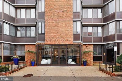 215 - 1718 P Street Nw, Condo with 1 bedrooms, 1 bathrooms and null parking in WASHINGTON DC | Image 2