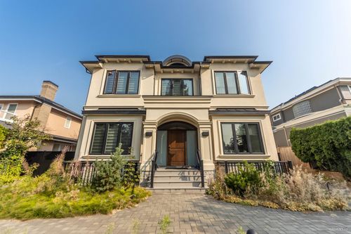 1041 W 53rd Ave, Vancouver, BC, V6P1K6 | Card Image