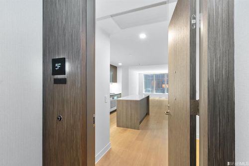 apt-5f-201 Folsom St, San Francisco, CA, 94105-5063 | Card Image