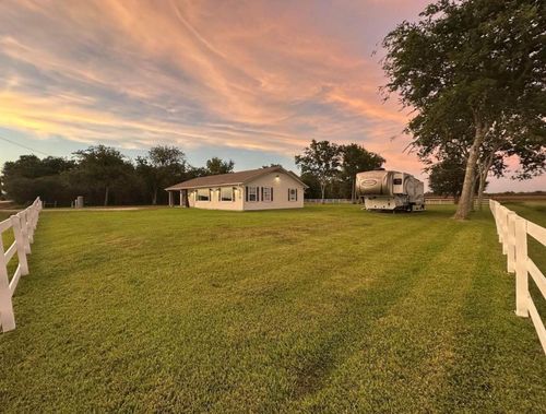 b-518 Anton Stade Rd, Rosenberg, TX, 77471-9519 | Card Image