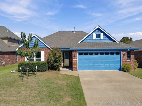 3104 W Mobile Place, Broken Arrow, OK, 74011 | Card Image
