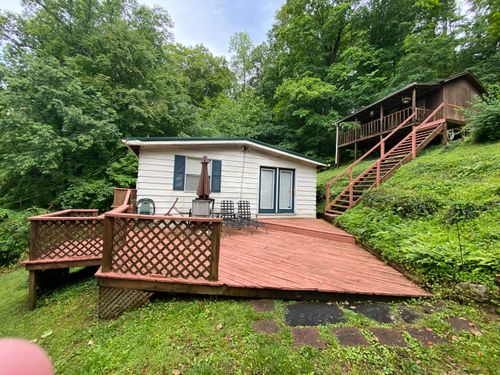 353 Stephens Dr, Somerset, KY, 42501-5930 | Card Image