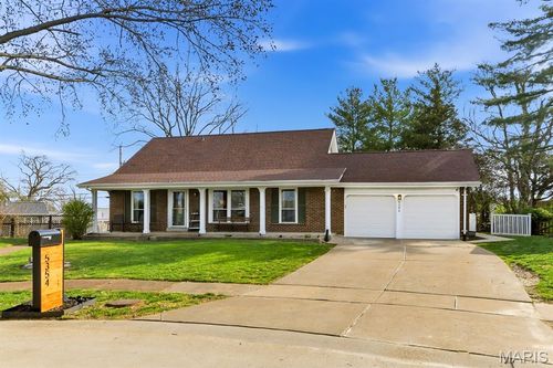 5354 Chatfield Drive, St Louis, MO, 63129 | Card Image