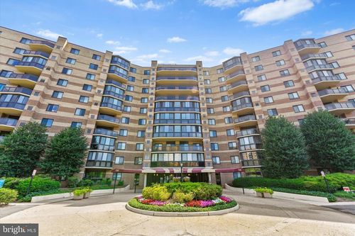 unit-321-8360 Greensboro Dr, MCLEAN, VA, 22102-3512 | Card Image