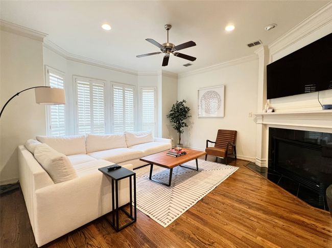 APT-7 - 4330 Holland Ave, Townhouse with 3 bedrooms, 4 bathrooms and null parking in Dallas TX | Image 5