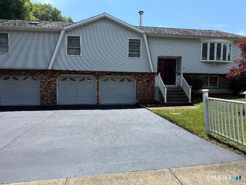 54 Sorensen Rd, West Haven, CT, 06516-4846 | Card Image