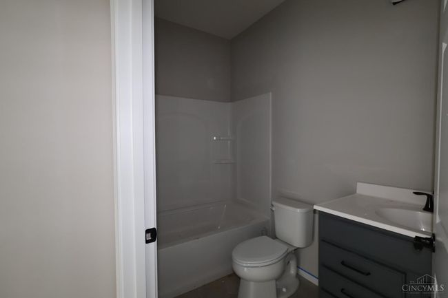 5717 White Pine Ln, House other with 3 bedrooms, 3 bathrooms and null parking in Fairfield Twp OH | Image 20