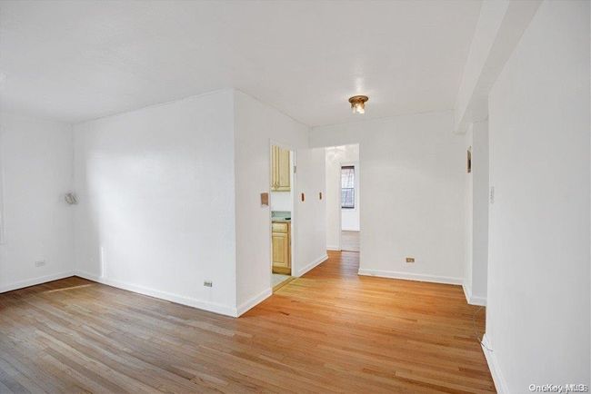 Living room to K & bedroom | Image 9
