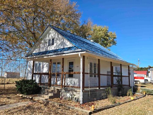 502 W 7th St, Woodbine, KS, 67492-7510 | Card Image