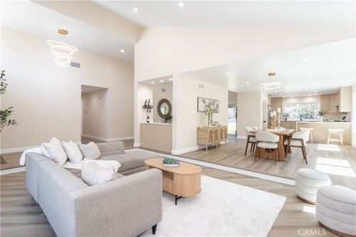 10338 Etiwanda Avenue, Porter Ranch, CA, 91326 | Card Image