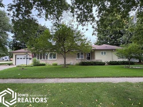 207 4th Avenue Se, Belmond, IA, 50421 | Card Image