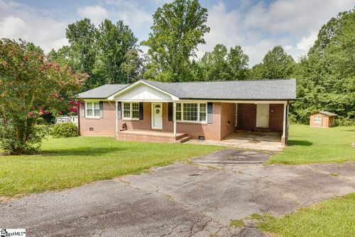 161 Academy Dr, Pickens, SC, 29671-8439 | Card Image