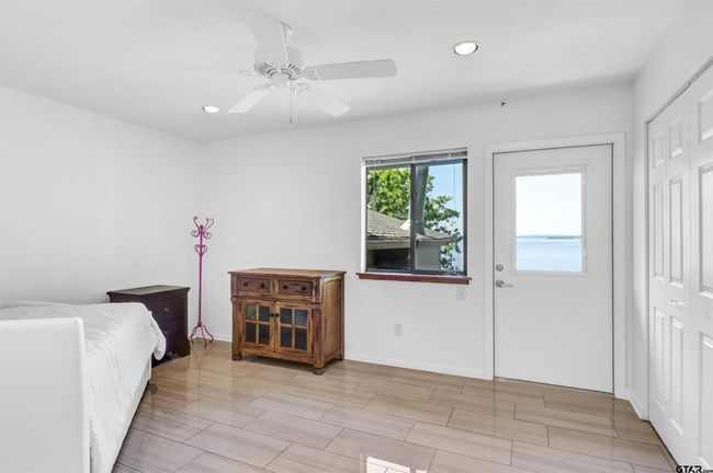 20998 Kiva Cir, House other with 3 bedrooms, 4 bathrooms and null parking in Flint TX | Image 27