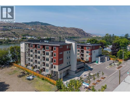 204-207 Royal Ave, Kamloops, BC, V2B3P2 | Card Image