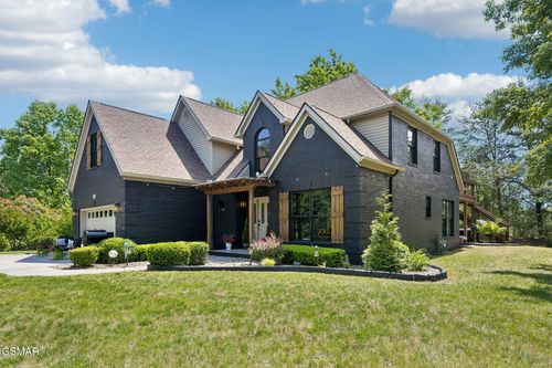 704 Blue Dunn Ct, Pigeon Forge, TN, 37863-3670 | Card Image