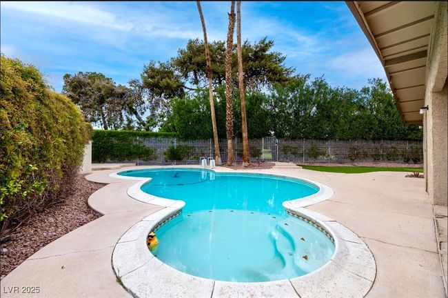 3597 Cochise Ln, House other with 4 bedrooms, 4 bathrooms and null parking in Las Vegas NV | Image 32