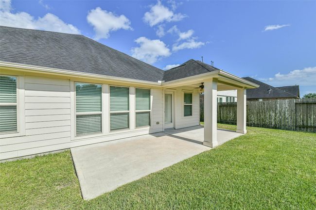 2106 Granite Pass Dr, House other with 4 bedrooms, 2 bathrooms and 2 parking in Pearland TX | Image 38