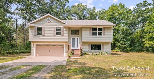1428 White Lake Dr, Twin Lake, MI, 49457-8993 | Card Image