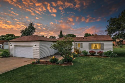 3973 Beryl Rd, Eagan, MN, 55122-1613 | Card Image