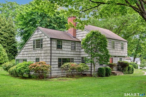 240 N Cedar Rd, Fairfield, CT, 06824-2841 | Card Image