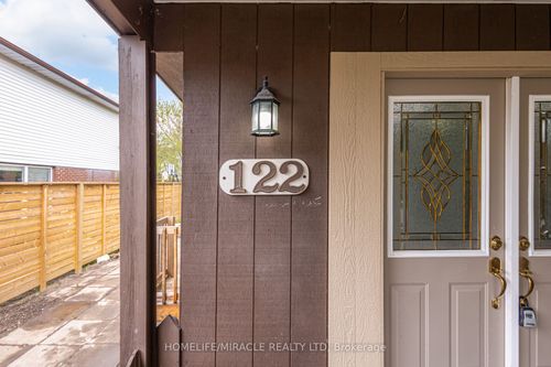122 Ormond Dr, Oshawa, ON, L1G6T4 | Card Image