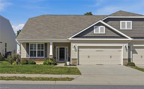 124 Oxford Ridge Ct, Kernersville, NC, 27284-2346 | Card Image