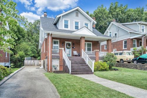 2457 Lofton Rd Sw, Roanoke, VA, 24015-4121 | Card Image