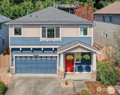 7608 Ne 201st Place, House other with 5 bedrooms, 2 bathrooms and 2 parking in Kenmore WA | Image 2