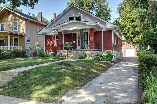 410 N Lawn Ave, Kansas City, MO, 64123-1310 | Card Image