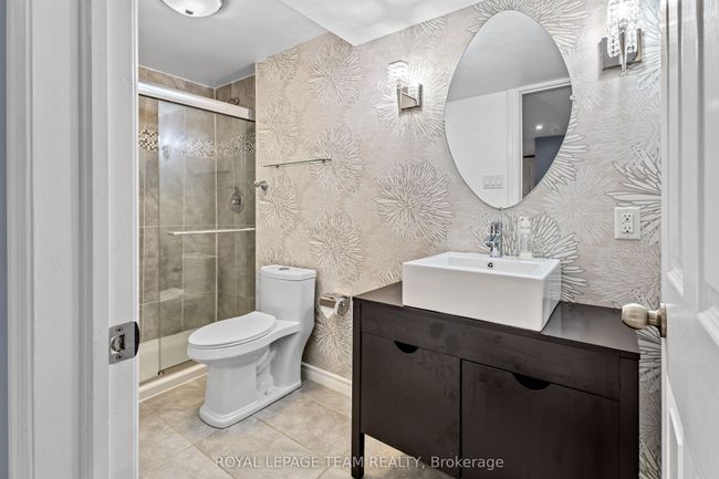 817 Feather Moss Way, House other with 4 bedrooms, 4 bathrooms and 4 parking in Gloucester ON | Image 32