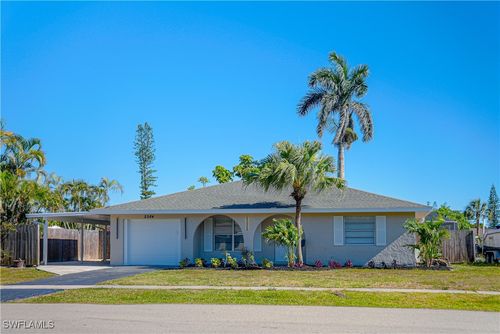 2564 Poinciana St, NAPLES, FL, 34105-2737 | Card Image
