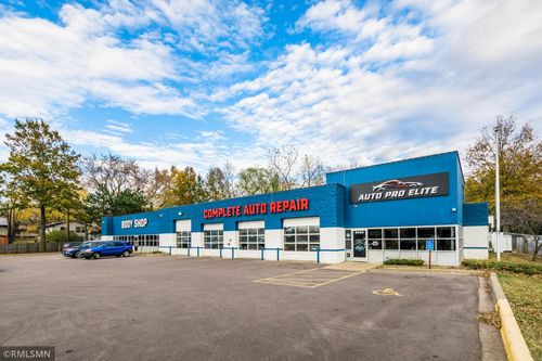 8443 University Ave Ne, Spring Lake Park, MN, 55432-1165 | Card Image