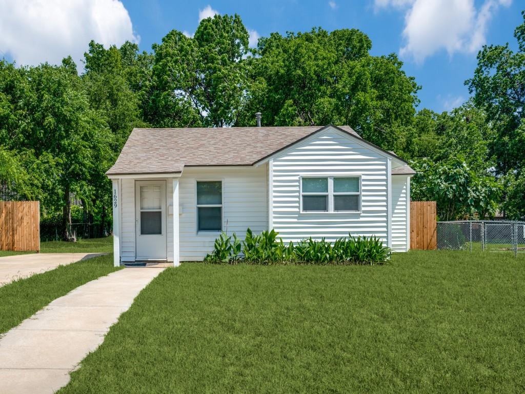 1629 Bell Avenue, For Rent in Blue Mound Zoocasa