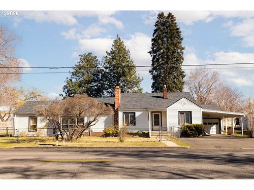 2703 N Spruce St, La Grande, OR, 97850-3608 | Card Image