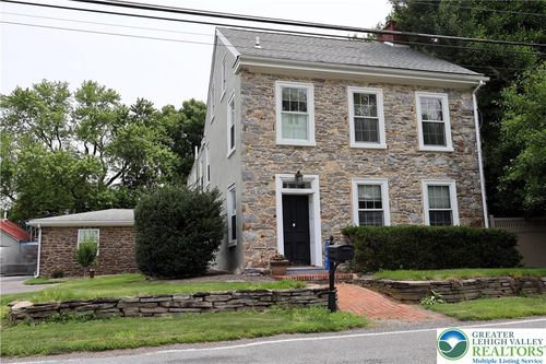 1697 Weilers Rd, Alburtis, PA, 18011-9583 | Card Image