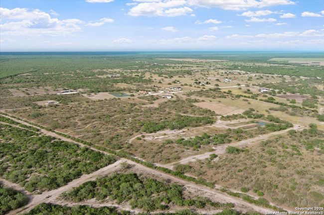 226 Private Rd 3251, Home with 4 bedrooms, 2 bathrooms and null parking in Alice TX | Image 45