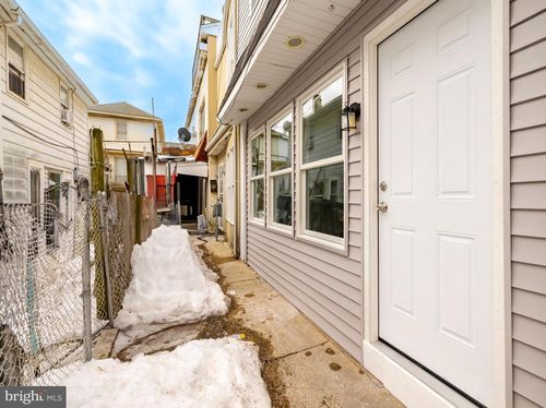 rear-3-26 N Georgia Ave, ATLANTIC CITY, NJ, 08401-4063 | Card Image