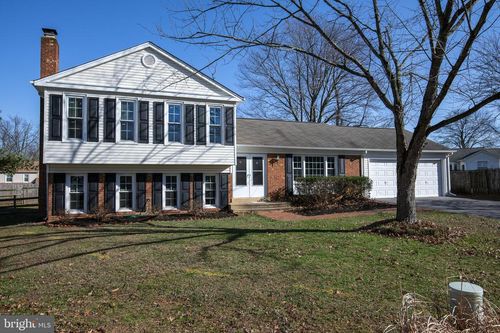 8000 Rivermont Ct, SPRINGFIELD, VA, 22153-2738 | Card Image