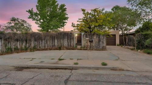 103 Spruce Street, Santa Fe, NM, 87501 | Card Image