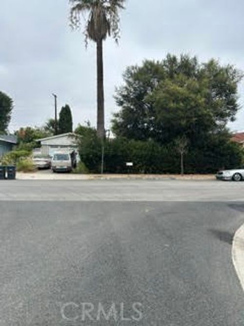 17281 Corla Ave, Tustin, CA, 92780-5000 | Card Image