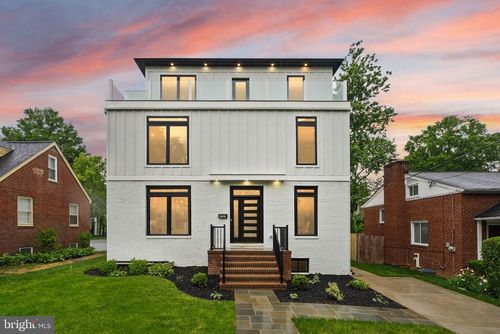 5709 5th St S, ARLINGTON, VA, 22204-1208 | Card Image