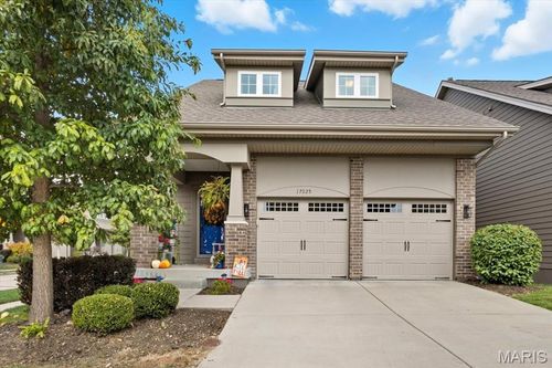 17025 Cambury Ln, Grover, MO, 63040-1155 | Card Image