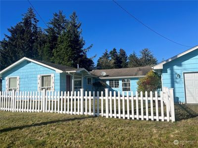 420 W Pacific, House other with 3 bedrooms, 1 bathrooms and 2 parking in Westport WA | Image 1