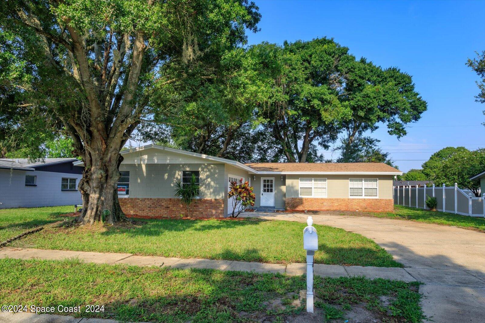 Santa Rosa Ave, Titusville, FL 32780