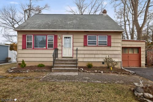 131 Martin Dr, South Plainfield, NJ, 07080-2808 | Card Image