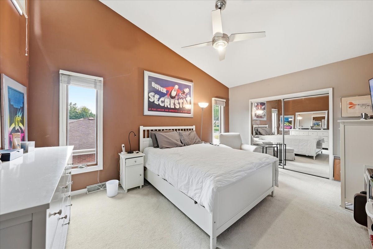Residential in Shorewood 5